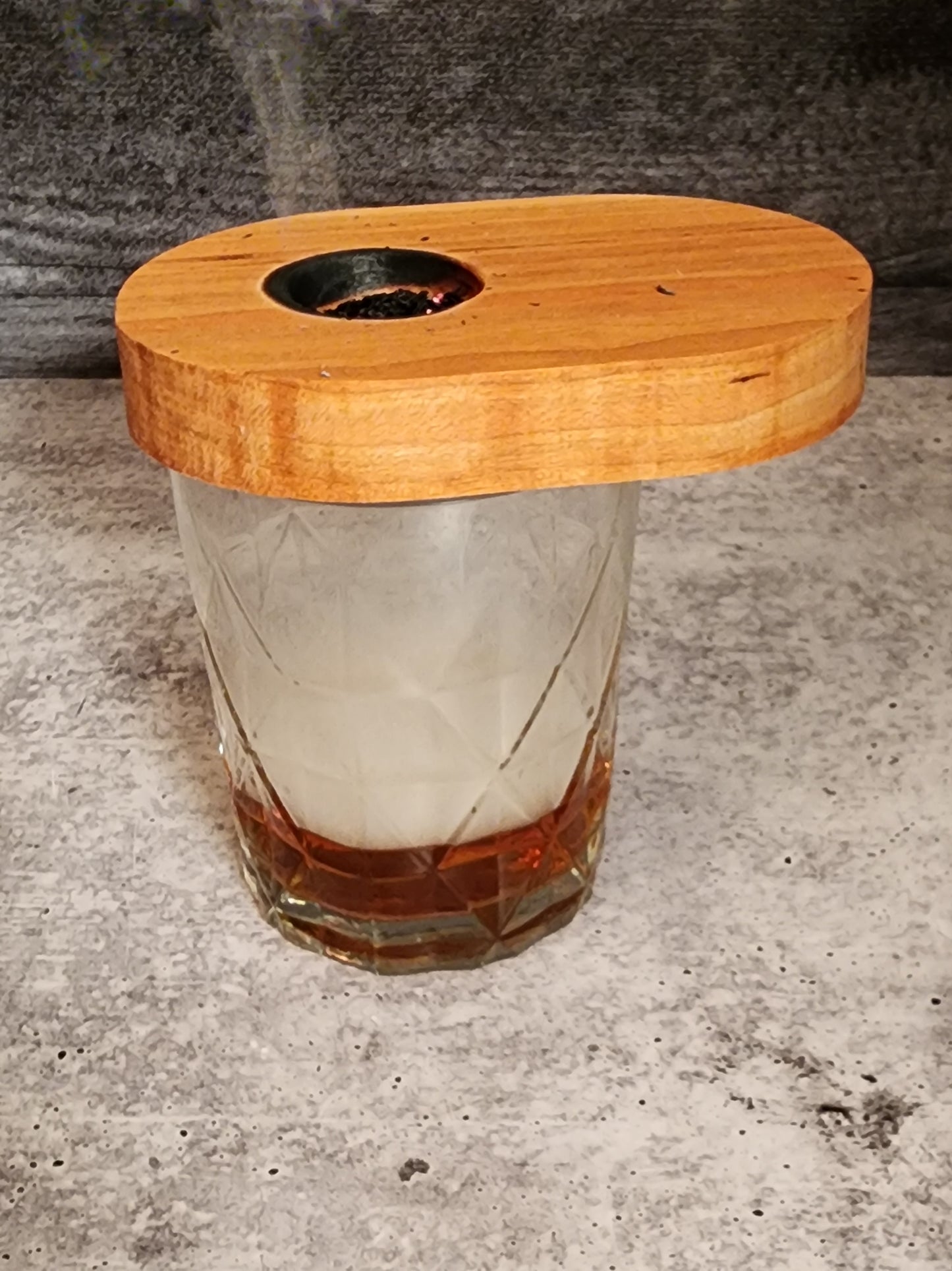 1 Piece Whiskey Smoker